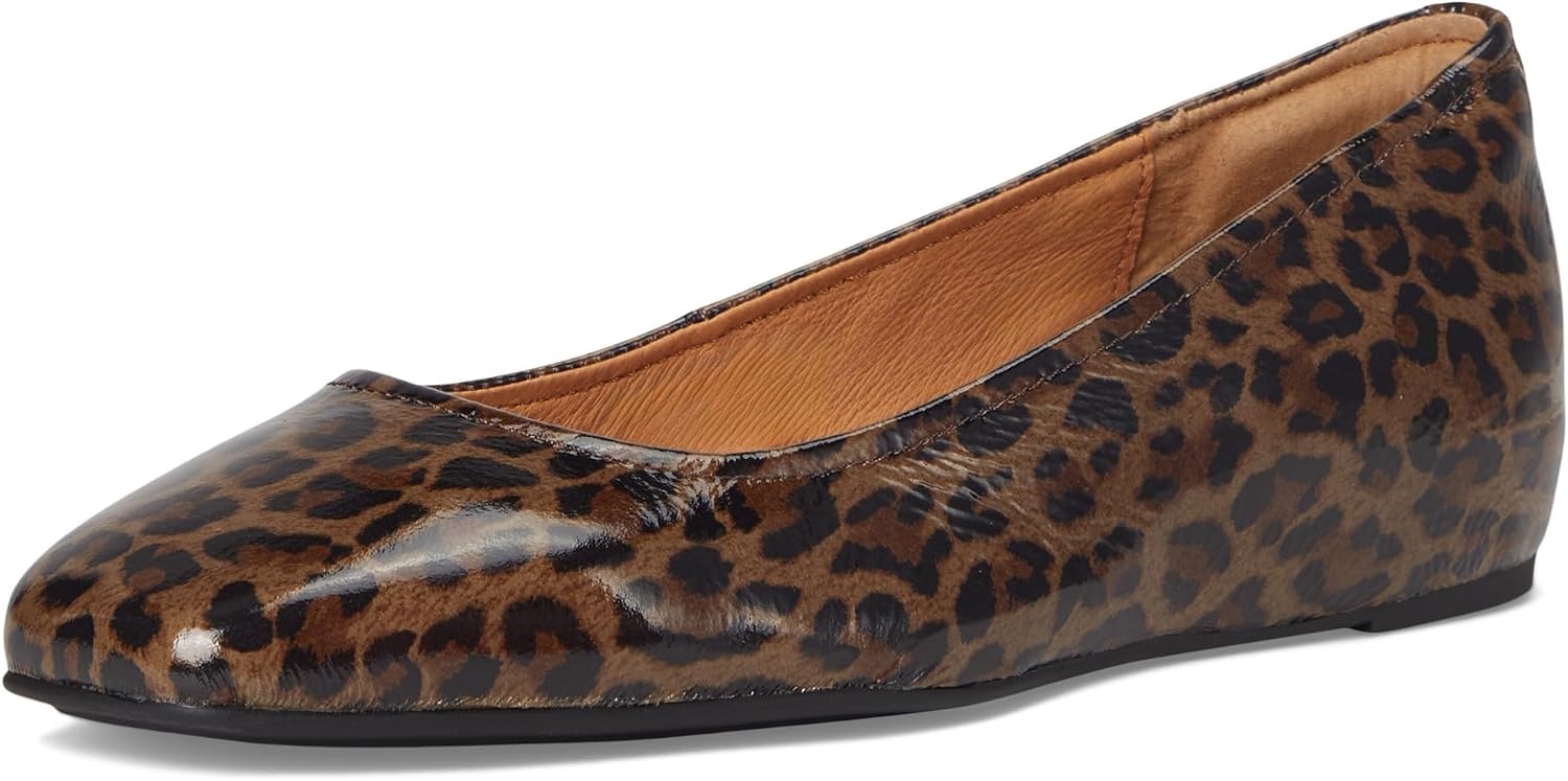 Söfft Womens Poppy | Casual Shoes(Taupe Leopard Patent)