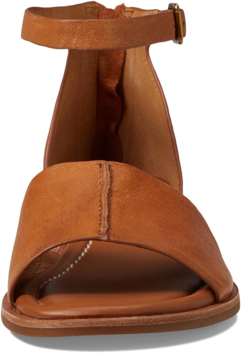 Sofft womens Faxyn(Luggage)
